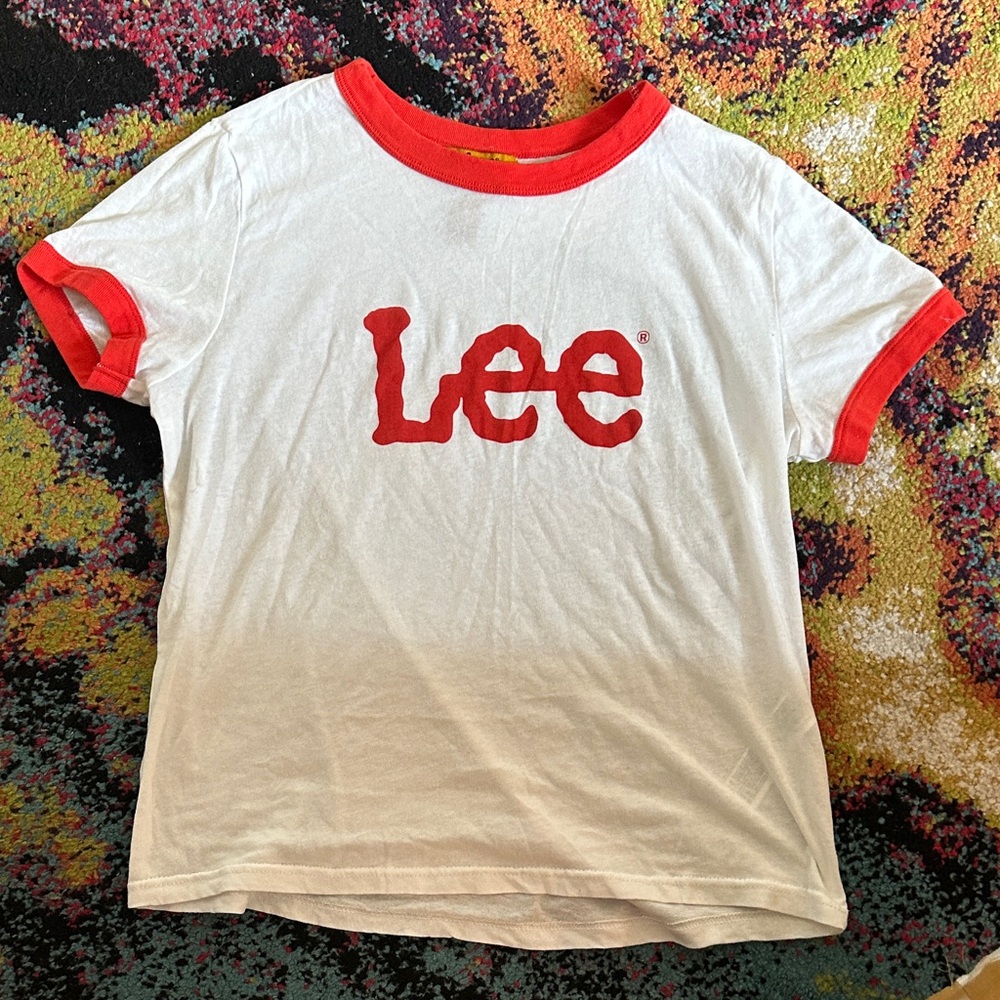 Lee White and Red T-Shirt